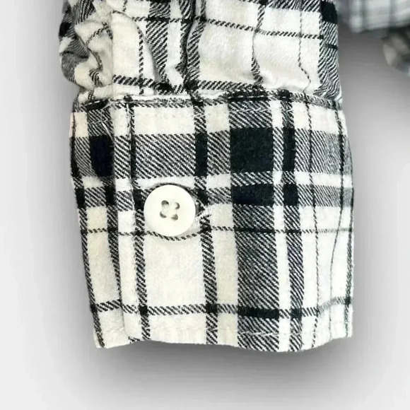 Eddie Bauer Women's Black White Plaid Flannel Shirt Classic Fit Casual Top Small - Picture 7 of 10